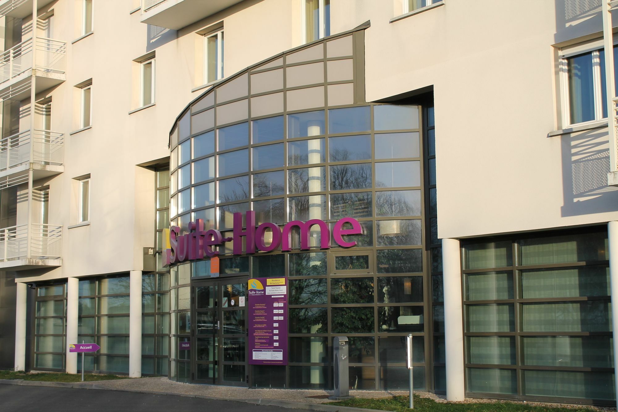 Suite-Home Orleans-Saran Exterior foto