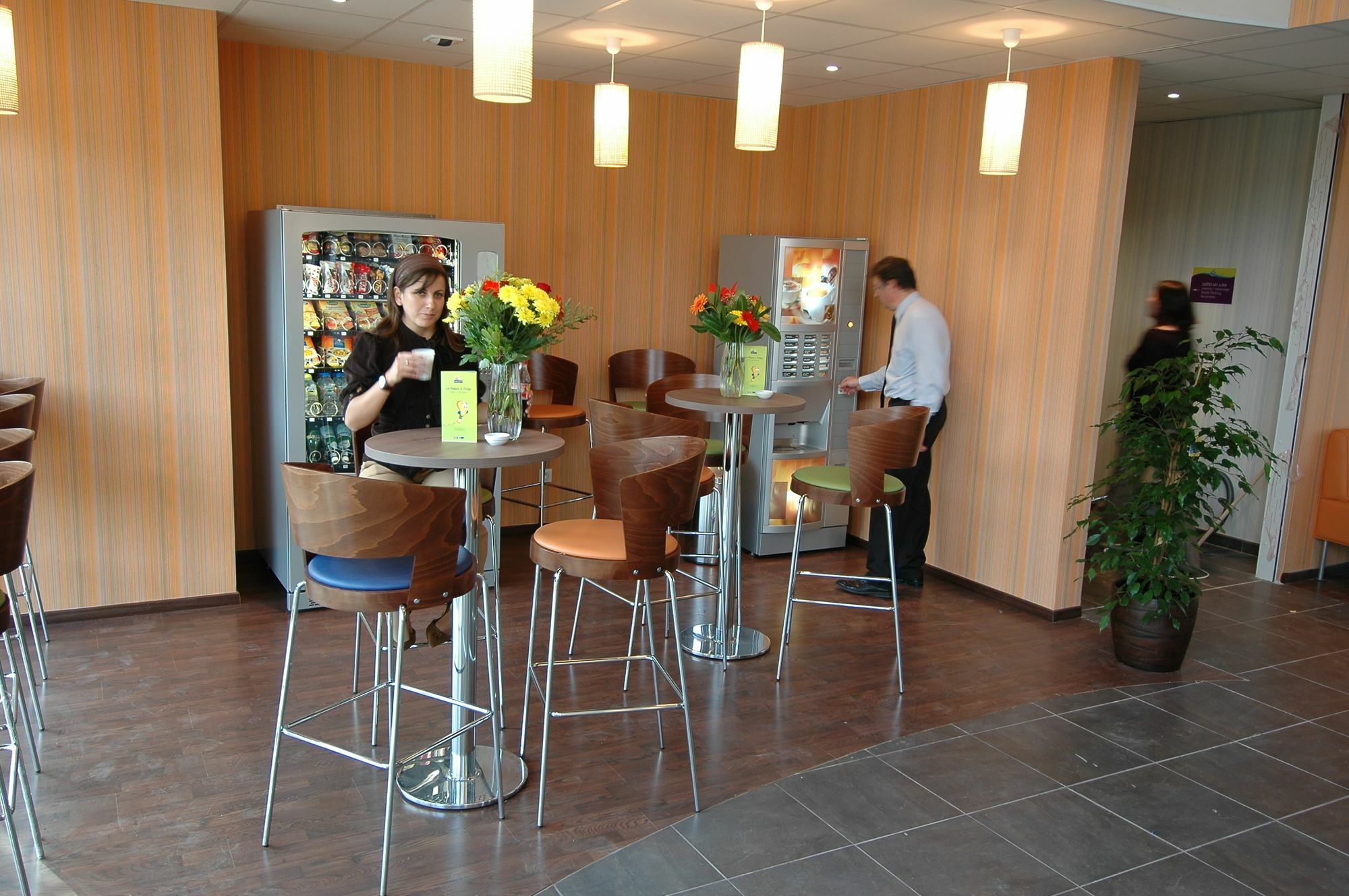 Suite-Home Orleans-Saran Exterior foto