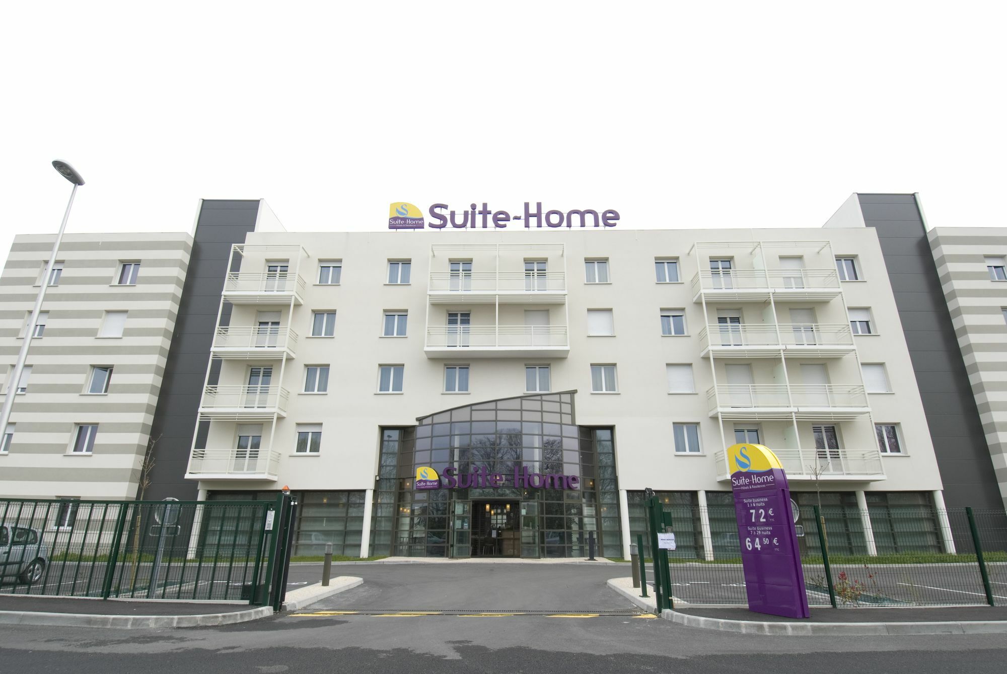 Suite-Home Orleans-Saran Exterior foto